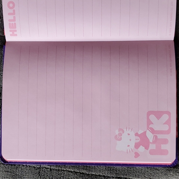 NEW. Cute Hello Kitty Journal. - Picture 5 of 6